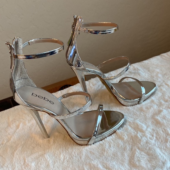Bebe heels - Picture 2 of 7